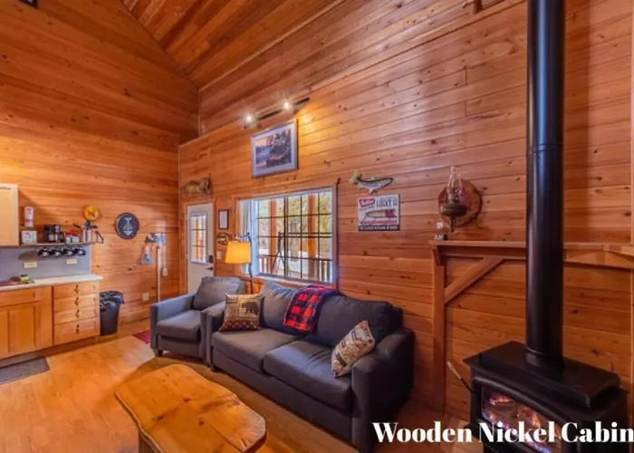 Chalet #5 Black Bear - Pet Friendly - Sleeps 6 - Playground & Game Payson